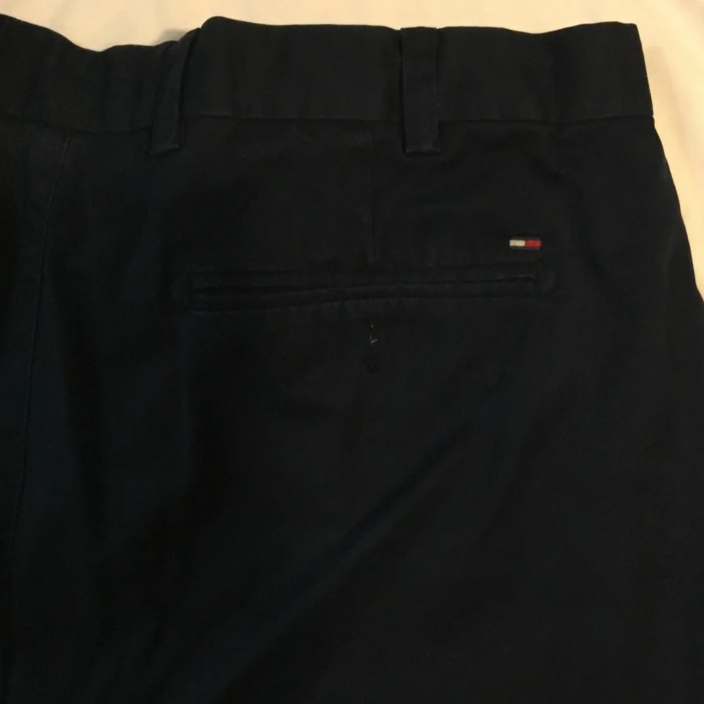 Tommy Hilfiger Navy Blue Mens Bermuda Shorts Size 38